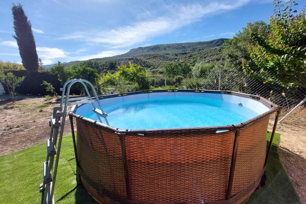 La Huerta Del Castillo Con Su Caz De Agua - Enjoy Life & Relax Castillo de Locubín エクステリア 写真
