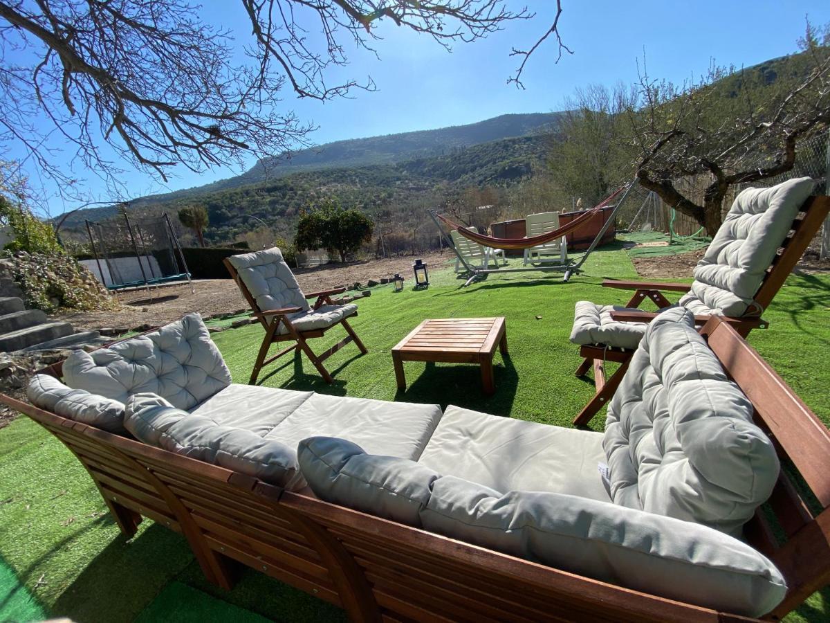 La Huerta Del Castillo Con Su Caz De Agua - Enjoy Life & Relax Castillo de Locubín エクステリア 写真